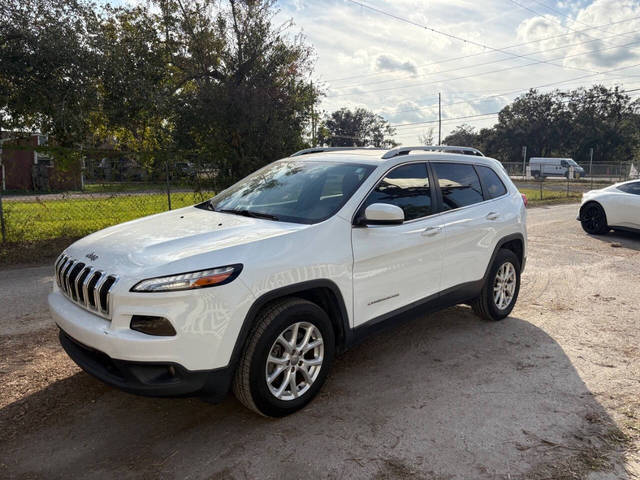 2016 Jeep Cherokee Latitude 4WD photo