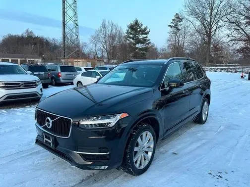 2016 Volvo XC90 T6 Momentum AWD photo