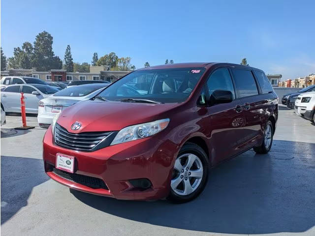 2016 Toyota Sienna L FWD photo