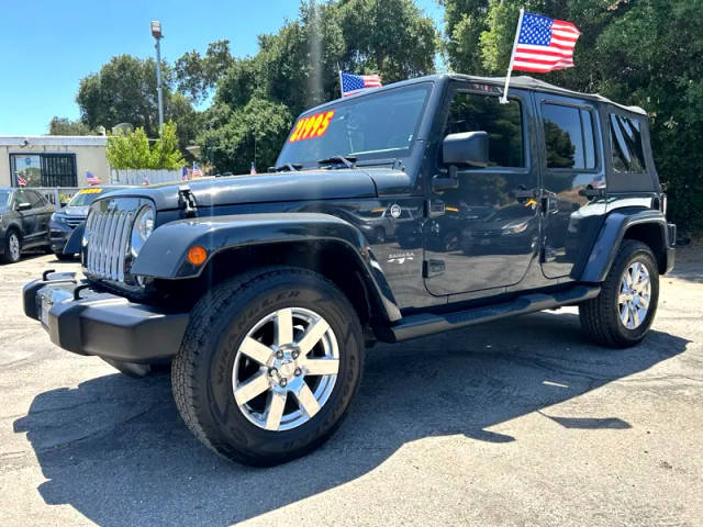 2016 Jeep Wrangler Unlimited Sahara 4WD photo