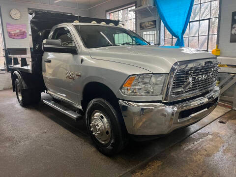 2016 Ram 3500 Tradesman 4WD photo