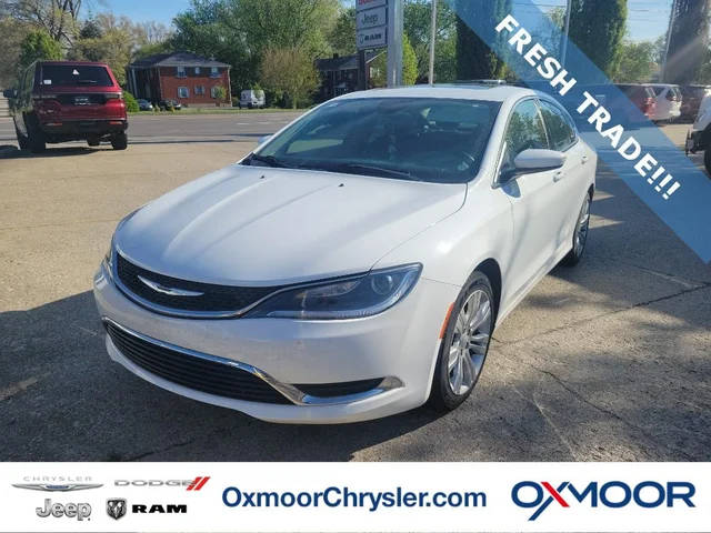 2015 Chrysler 200 Limited FWD photo