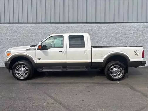 2016 Ford F-250 Super Duty Lariat 4WD photo