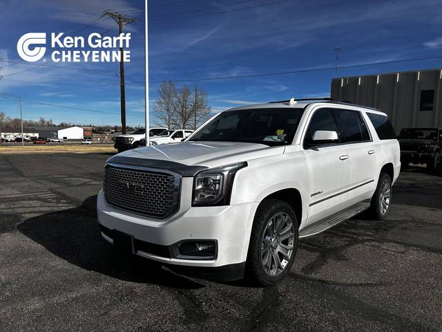 2016 GMC Yukon XL Denali 4WD photo