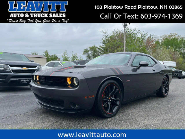 2016 Dodge Challenger R/T RWD photo