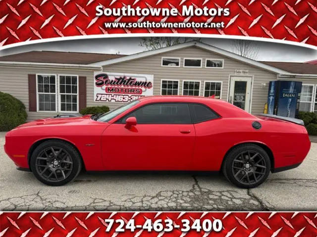 2016 Dodge Challenger R/T Plus Shaker RWD photo