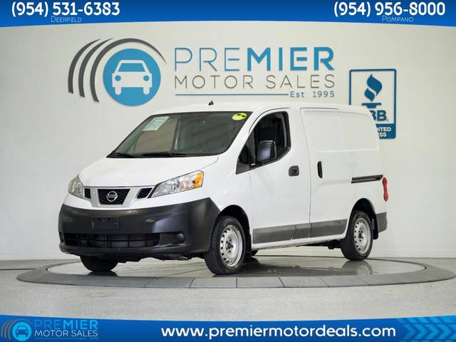 2015 Nissan NV200 S FWD photo