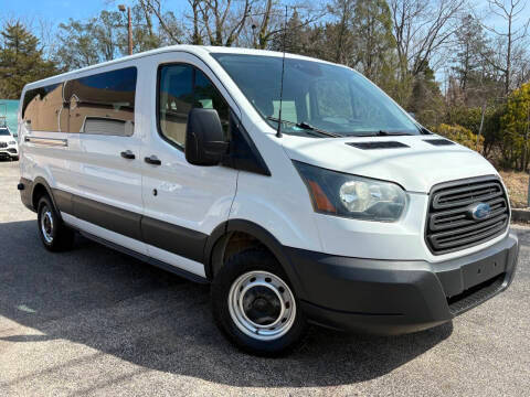 2016 Ford Transit Passenger Wagon XL RWD photo