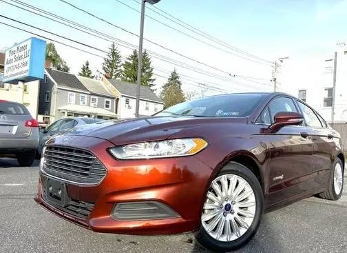 2016 Ford Fusion SE Hybrid FWD photo