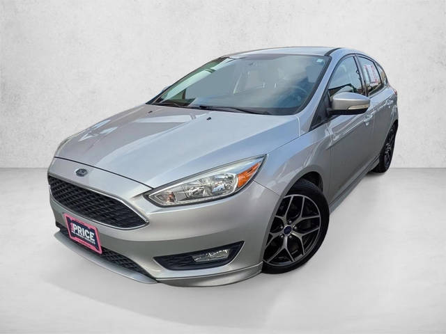 2016 Ford Focus SE FWD photo