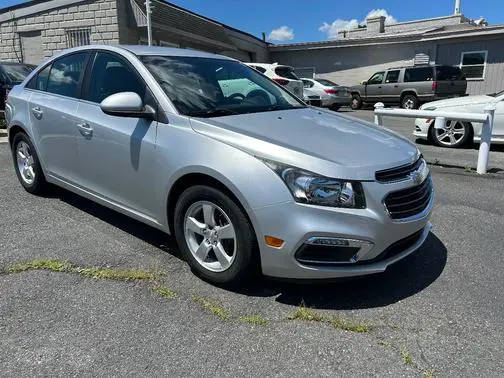 2016 Chevrolet Cruze LT FWD photo