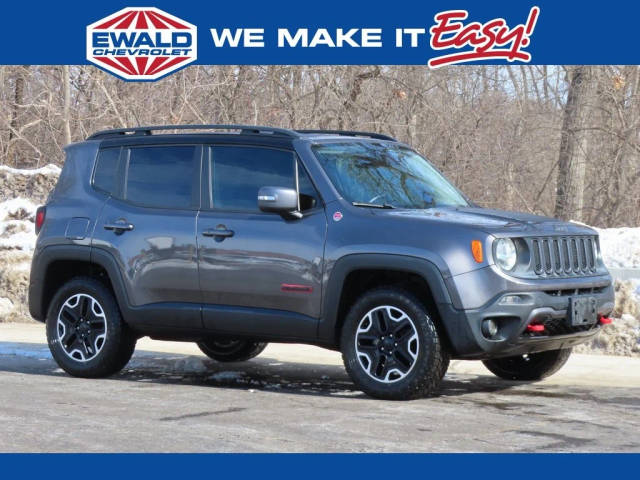 2016 Jeep Renegade Trailhawk 4WD photo