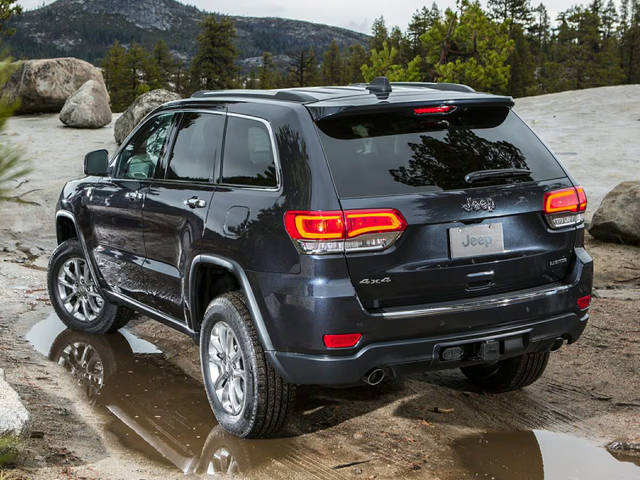 2016 Jeep Grand Cherokee Laredo 4WD photo