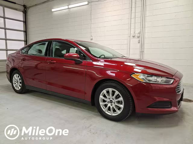 2016 Ford Fusion S FWD photo