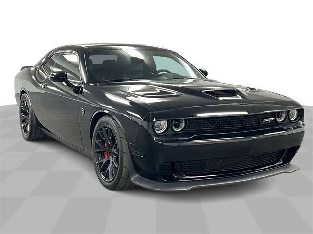 2016 Dodge Challenger SRT Hellcat RWD photo