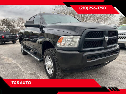 2016 Ram 2500 Tradesman 4WD photo