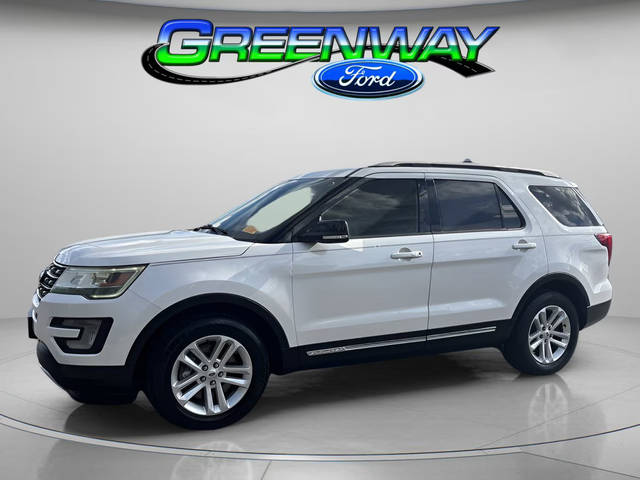 2016 Ford Explorer XLT FWD photo