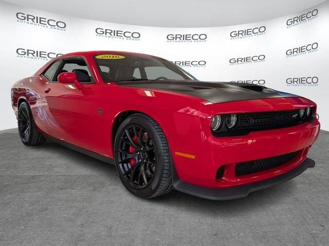 2016 Dodge Challenger SRT Hellcat RWD photo
