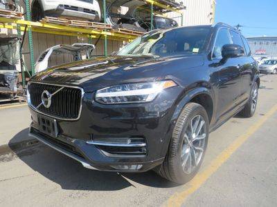 2016 Volvo XC90 T6 Momentum AWD photo