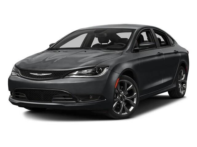 2016 Chrysler 200 S FWD photo