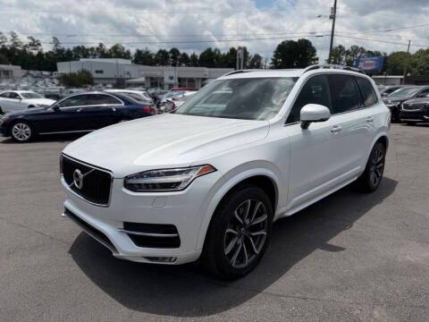 2016 Volvo XC90 T6 Momentum AWD photo