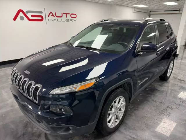 2016 Jeep Cherokee Latitude 4WD photo