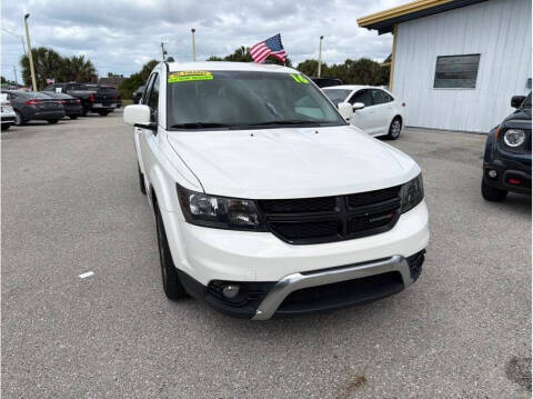 2016 Dodge Journey Crossroad FWD photo