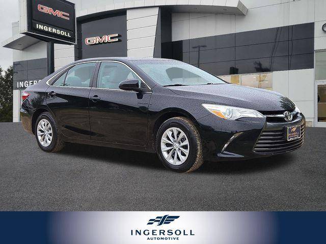 2016 Toyota Camry LE FWD photo