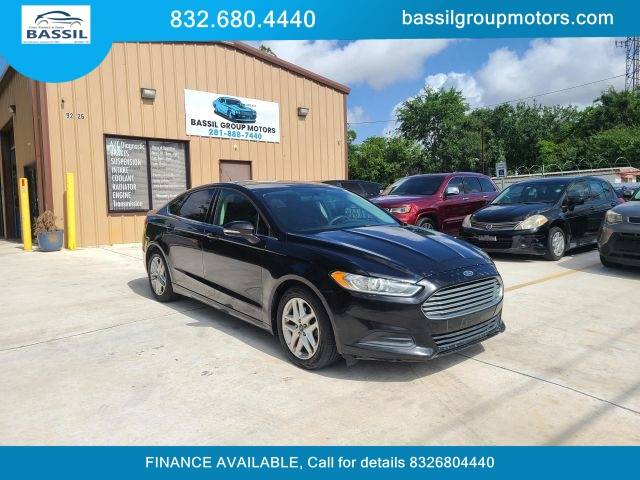 2016 Ford Fusion SE FWD photo