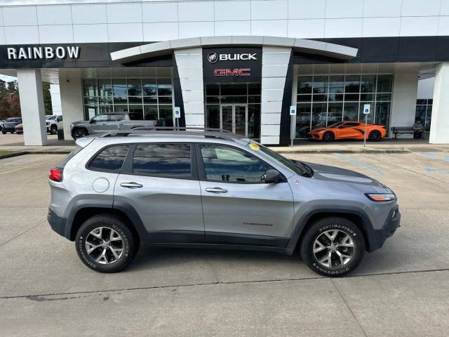 2016 Jeep Cherokee Trailhawk 4WD photo