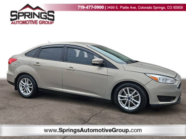 2016 Ford Focus SE FWD photo