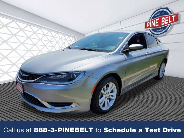 2016 Chrysler 200 Limited FWD photo