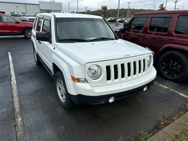 2016 Jeep Patriot Sport FWD photo