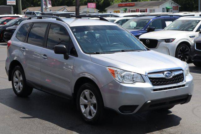 2016 Subaru Forester 2.5i AWD photo