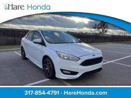 2016 Ford Focus SE FWD photo