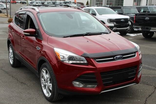 2016 Ford Escape Titanium FWD photo