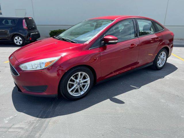 2016 Ford Focus SE FWD photo