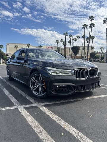 2016 BMW 7 Series 750i RWD photo