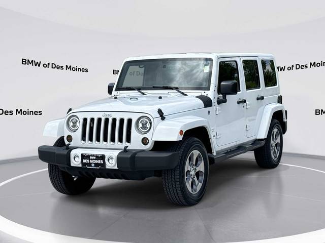 2016 Jeep Wrangler Unlimited Sahara 4WD photo