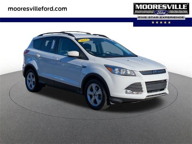 2016 Ford Escape SE FWD photo