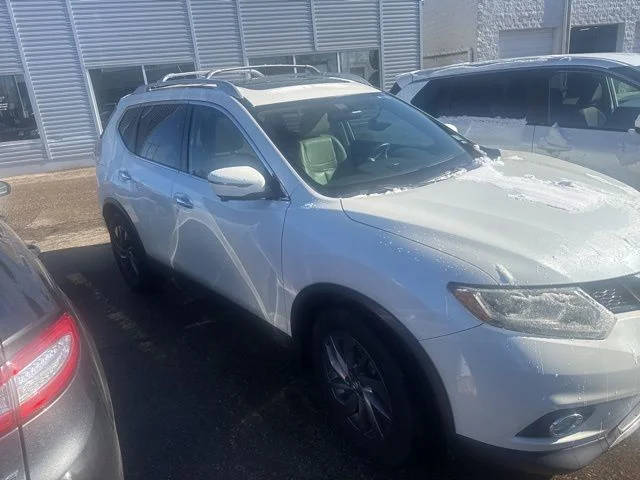 2016 Nissan Rogue SL FWD photo