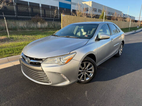 2016 Toyota Camry XLE FWD photo