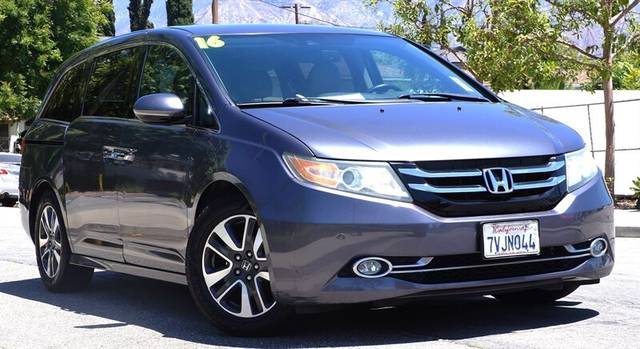 2016 Honda Odyssey Touring Elite FWD photo