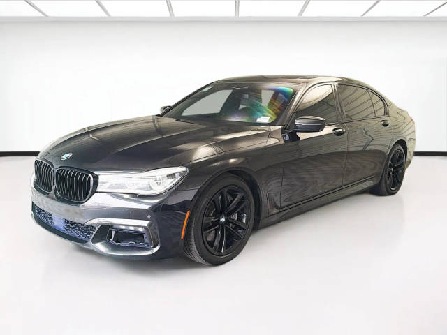 2016 BMW 7 Series 750i RWD photo