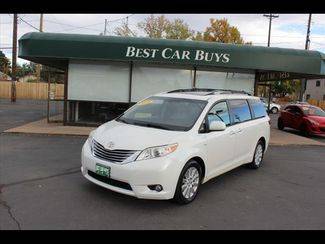 2016 Toyota Sienna XLE AWD photo