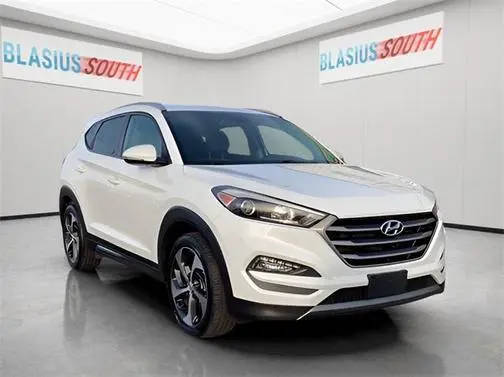 2016 Hyundai Tucson Sport AWD photo