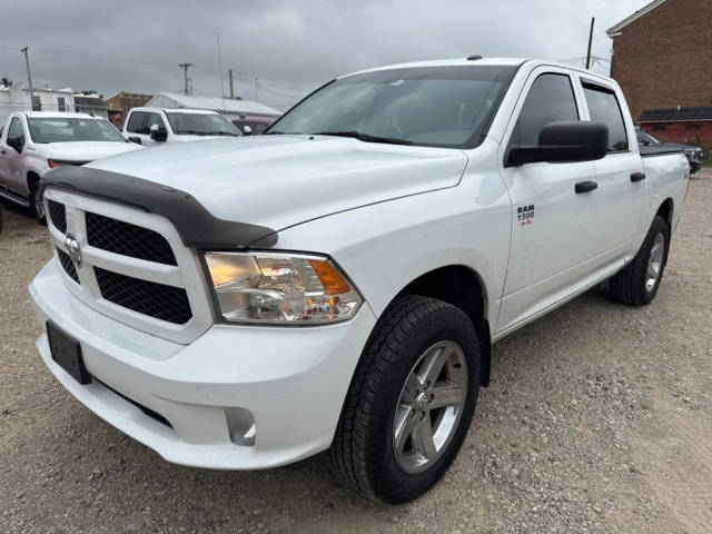 2016 Ram 1500 Express 4WD photo