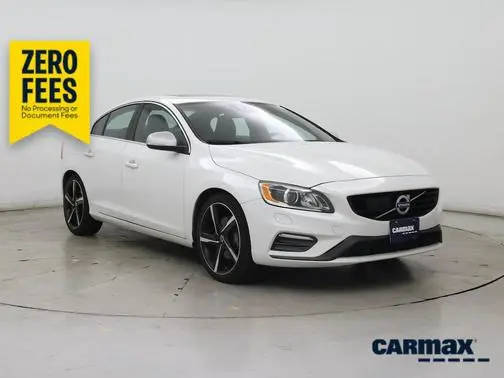 2016 Volvo S60 T6 Drive-E R-Design Platinum AWD photo