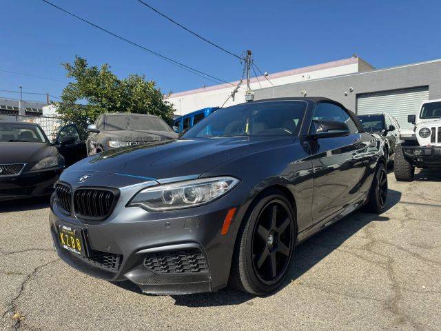 2016 BMW 2 Series M235i RWD photo