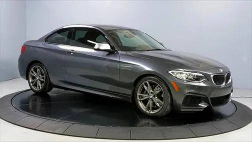 2016 BMW 2 Series M235i RWD photo